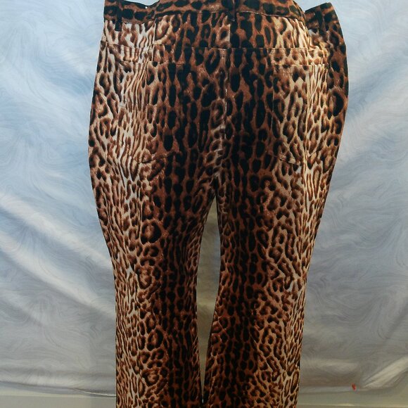 TERRY LEWIS CLASSIC LUXURIES JEANS LEOPARD PRINT SIZE 18 P  (197 C) - Picture 5 of 16